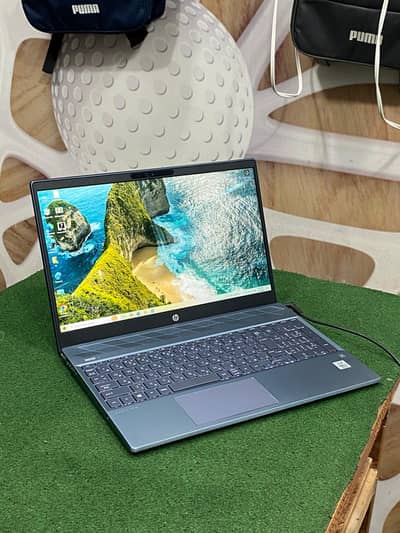 hp pavilion 15 core i5 10th gen 8gb ram 256gb SSD laptop