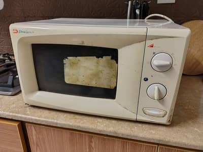 Dawlance 26 liter Microwave Oven