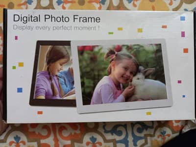 Digital Photo Frame
