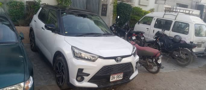 Toyota Raize Z Package 2021 – Full Options | Like Brand New