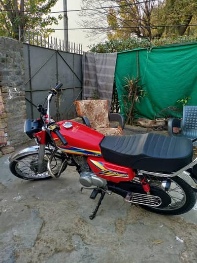 bike main koi kam ni just buy & drive speedmeta  mil jy ga pepars clea