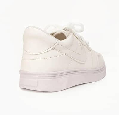 best quality available size 39.40. 41.42. 43.44 or WhatsApp 03362212717