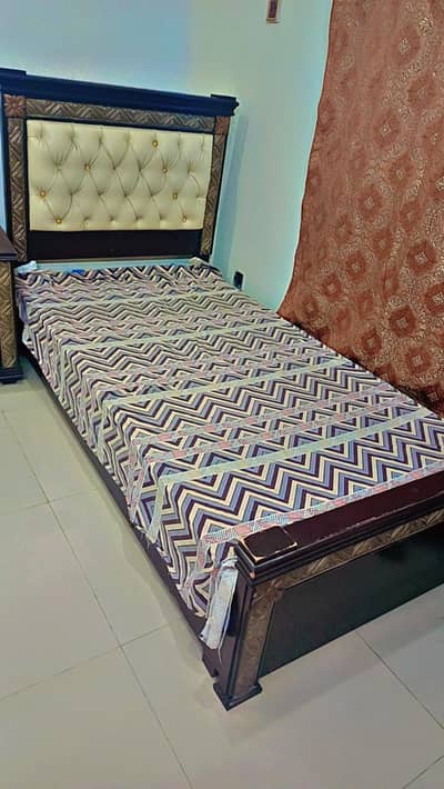 2 single beds for sale