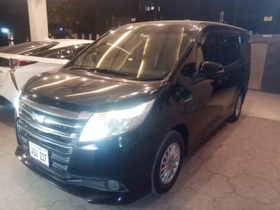 Toyota Voxy 2015/2024