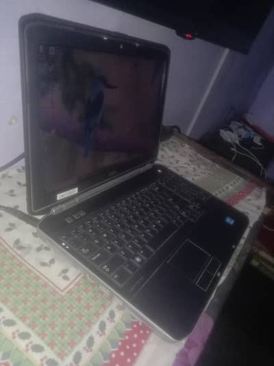 Dell latitude E5520