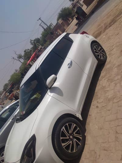 suzuki Swift 2022 GLX full option