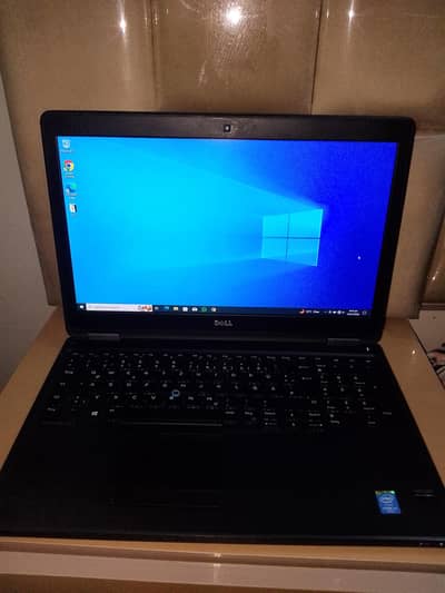 Dell latitude 5550 core i5 5th gen vpro processor  8gp DDR3L 256 ssds