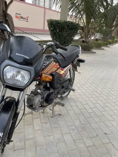 Honda CD 70 Dream Bike One Hand 1st Owner Bike