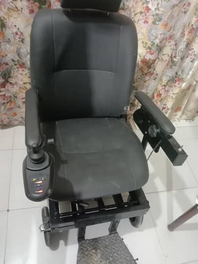 Electric Wheelchair 
