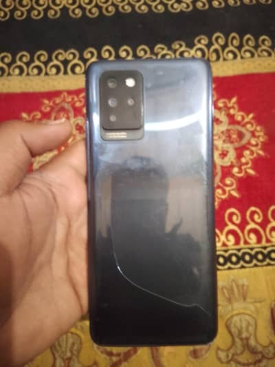 INFINIX NOTE 10 PRO 8/128.       exchnage possible