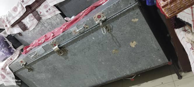 6 feet Peti for sale