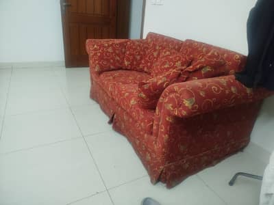 sofa in a good condition