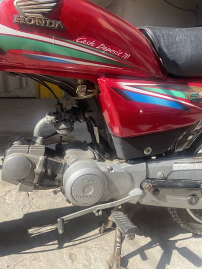 Honda CD70 15A model