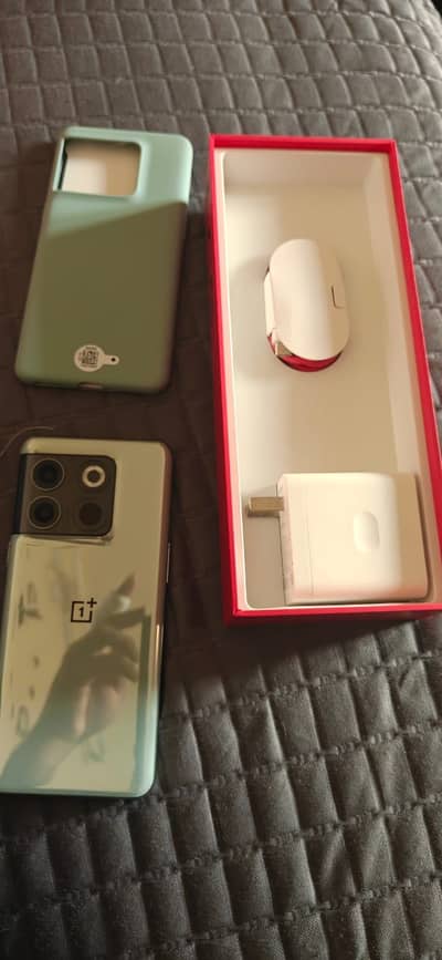 OnePlus 10T