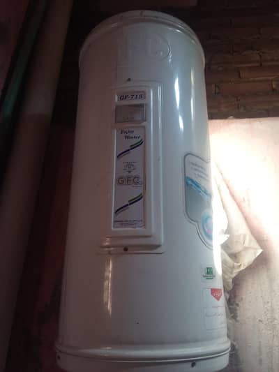 GFC Electric Geyser for Sale – Almost New