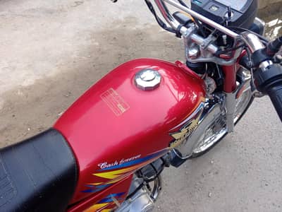 road prince 70cc bike red colour lahore number good condition