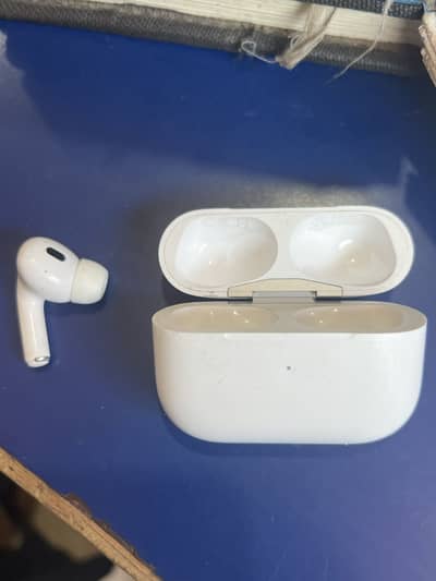 Apple Airpods pro 2 orignal only left side with case
