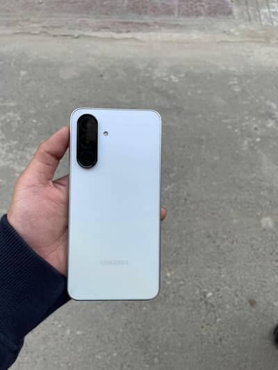 Samsung A36 8/256  10/10with box and charger