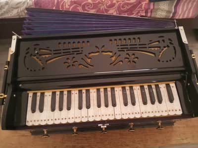 German Jubilet Harmonium