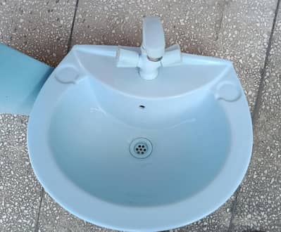 Basin with mixer and Pedistal