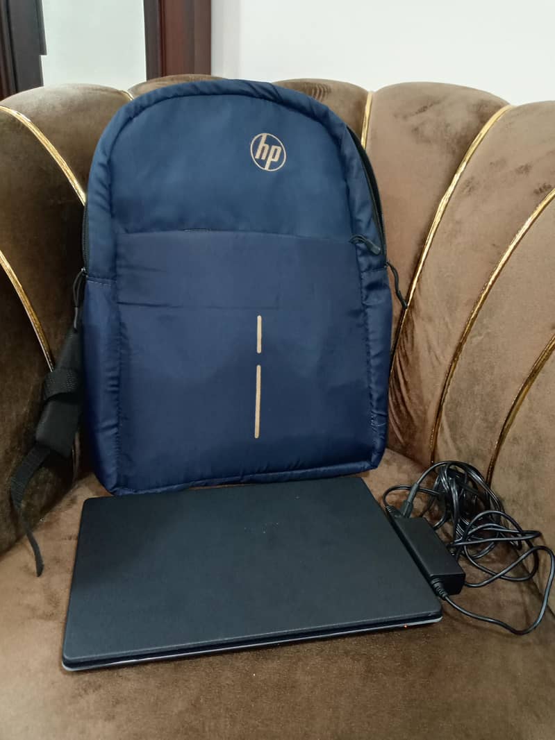 Laptop 12