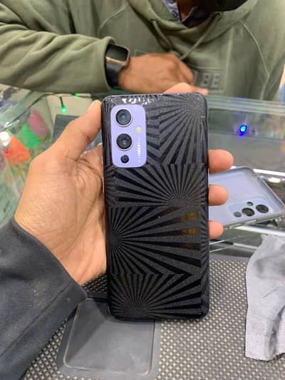 One plus 9 8+8 128 for sell