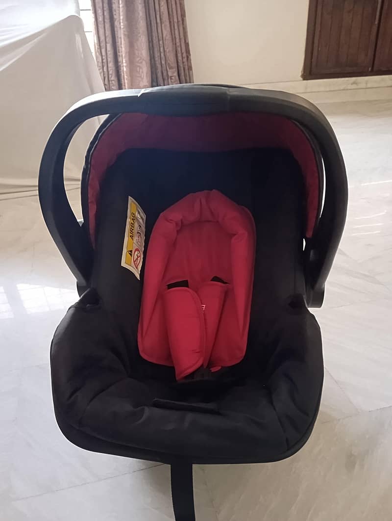 Carrycot 11