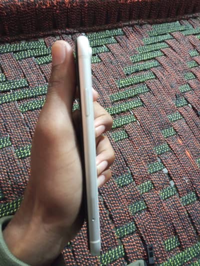 I phone x r 64 gb non pta 75 bettry health