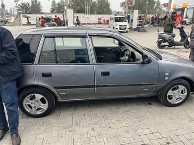 I want to sale My car Cultus 2013 model call O32o4oo8355