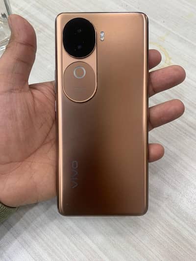 Vivo V40e Mobile 10/10