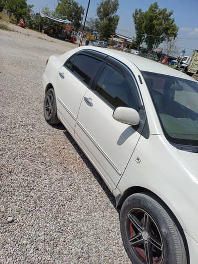 Toyota 2. D saloon  2002 Model automatic