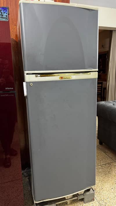 Fridge/Dawlance  Refrigerator/100%   working