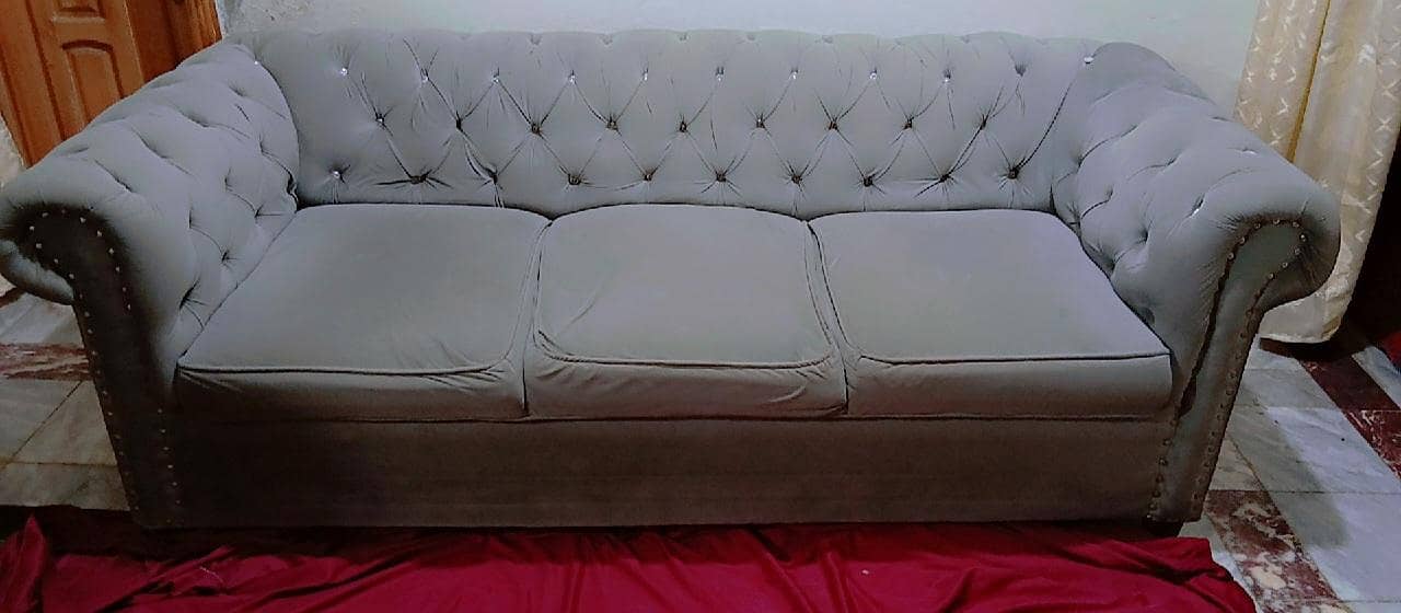 5 seater sofa 0