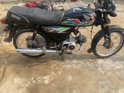 hunda cd 70 hayderabad nom gari tandoallyar ma ha