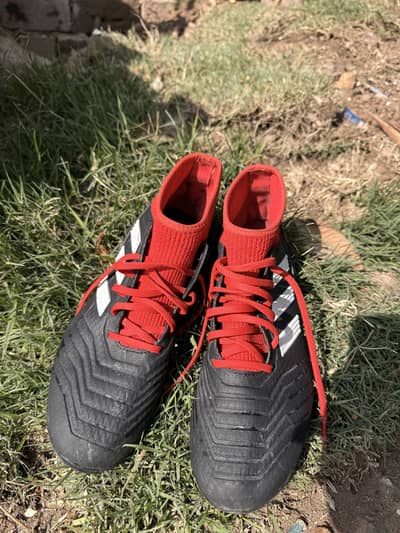 Adidas predators football shoes