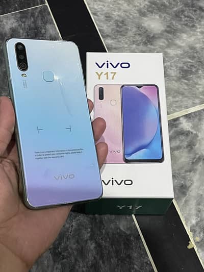 Vivo y17.8/256gb
