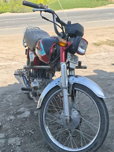Good condition Honda CD70 for urgent sale