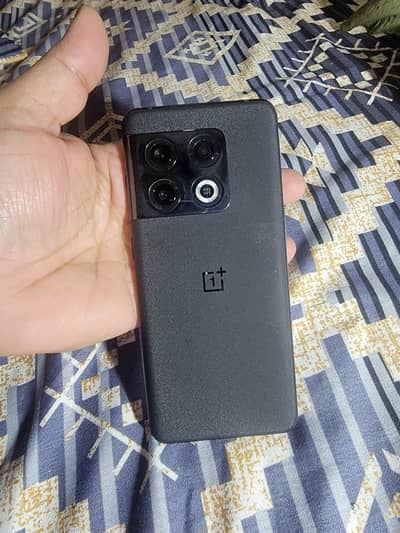 OnePlus 10pro official PTA 12/256 All ok only pin dot
