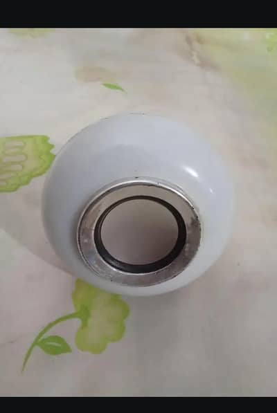 Bulb Bluetooth speakers