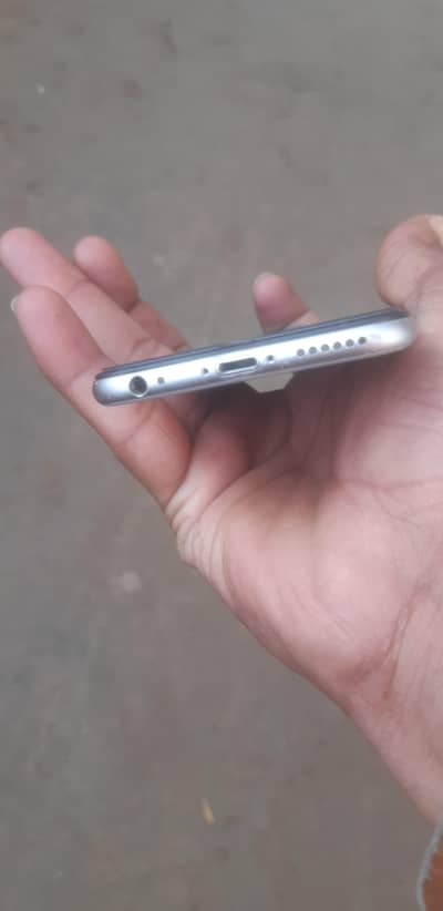 iPhone 6 32GB memory