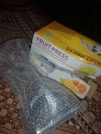 Fruits Press Juicer