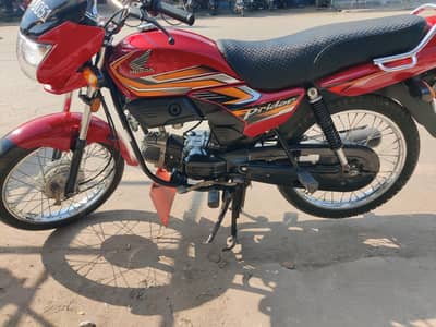 Honda pridor 2022/2023 lush condition demand 150 lakh final 146 lakh