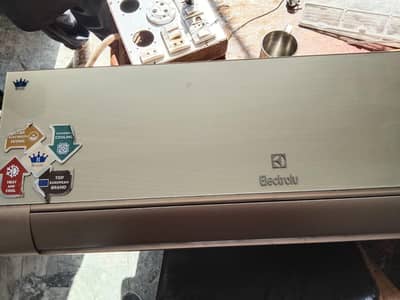 Electrolux inverter 1.5 Ton Original Condition
