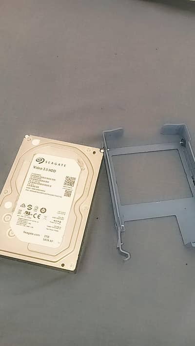 3 TB hard with a free mouse in affordable price