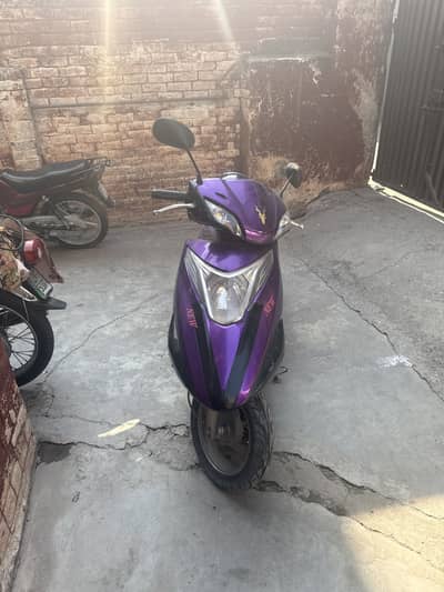 United Secoty 100cc 2017 model