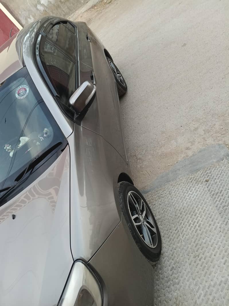 Proton Saga 0