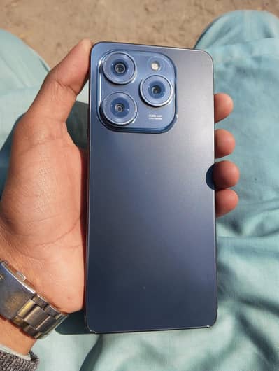 Tecno spark 20 pro Urgent sale