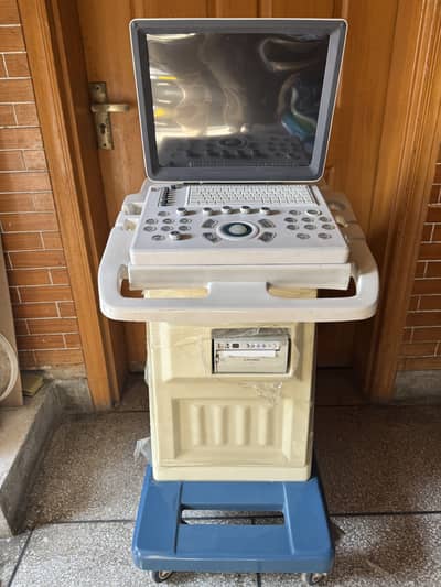 Doctor owned Ultrasound Machine (Apollo 11) with mitsubishi printer