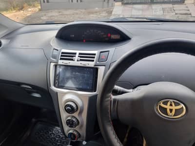 Toyota Vitz 2005 Model - 2009 Registered