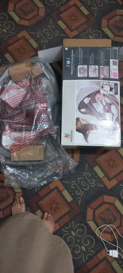 Mustela deluxe multi functional bassinet